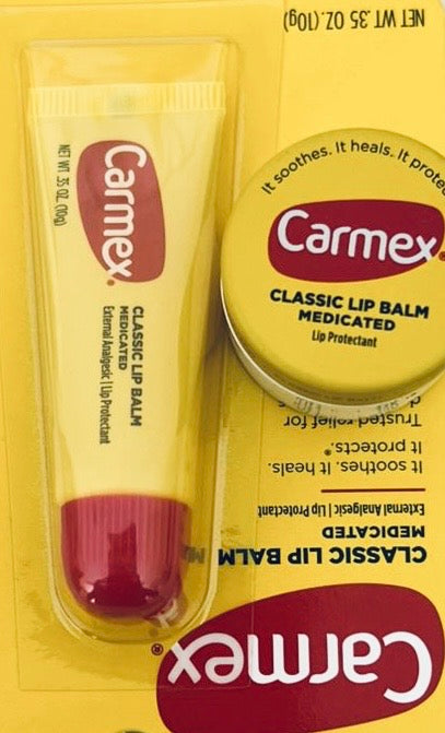 Carmex (pot ou glosse selon votre choix)